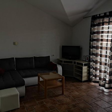 Apartments Ante Rovigno Esterno foto
