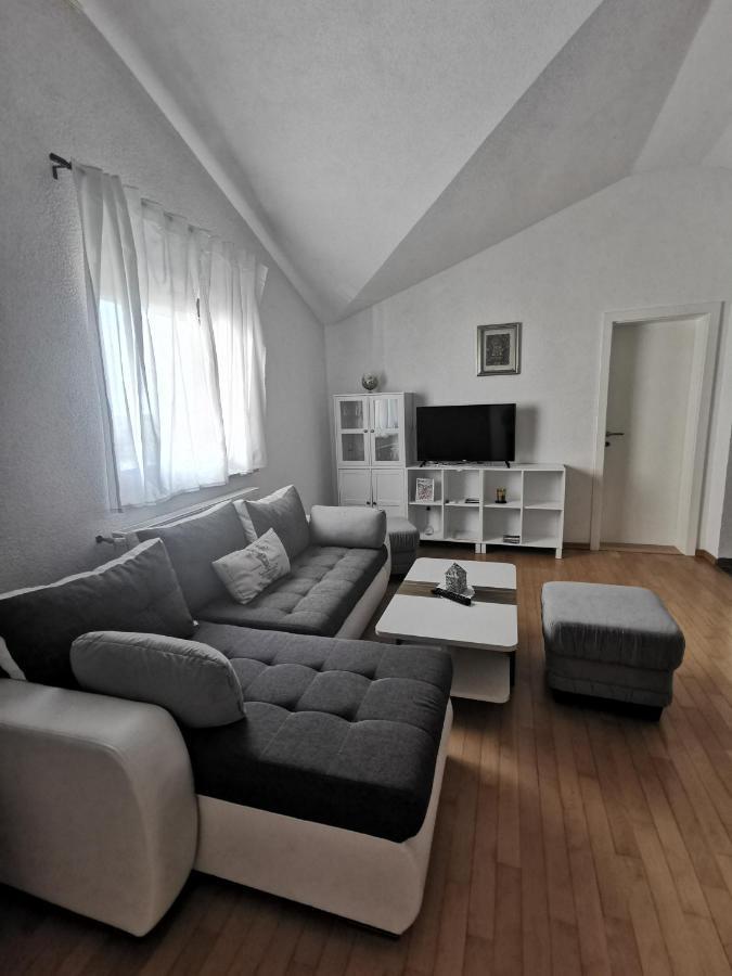 Apartments Ante Rovigno Esterno foto