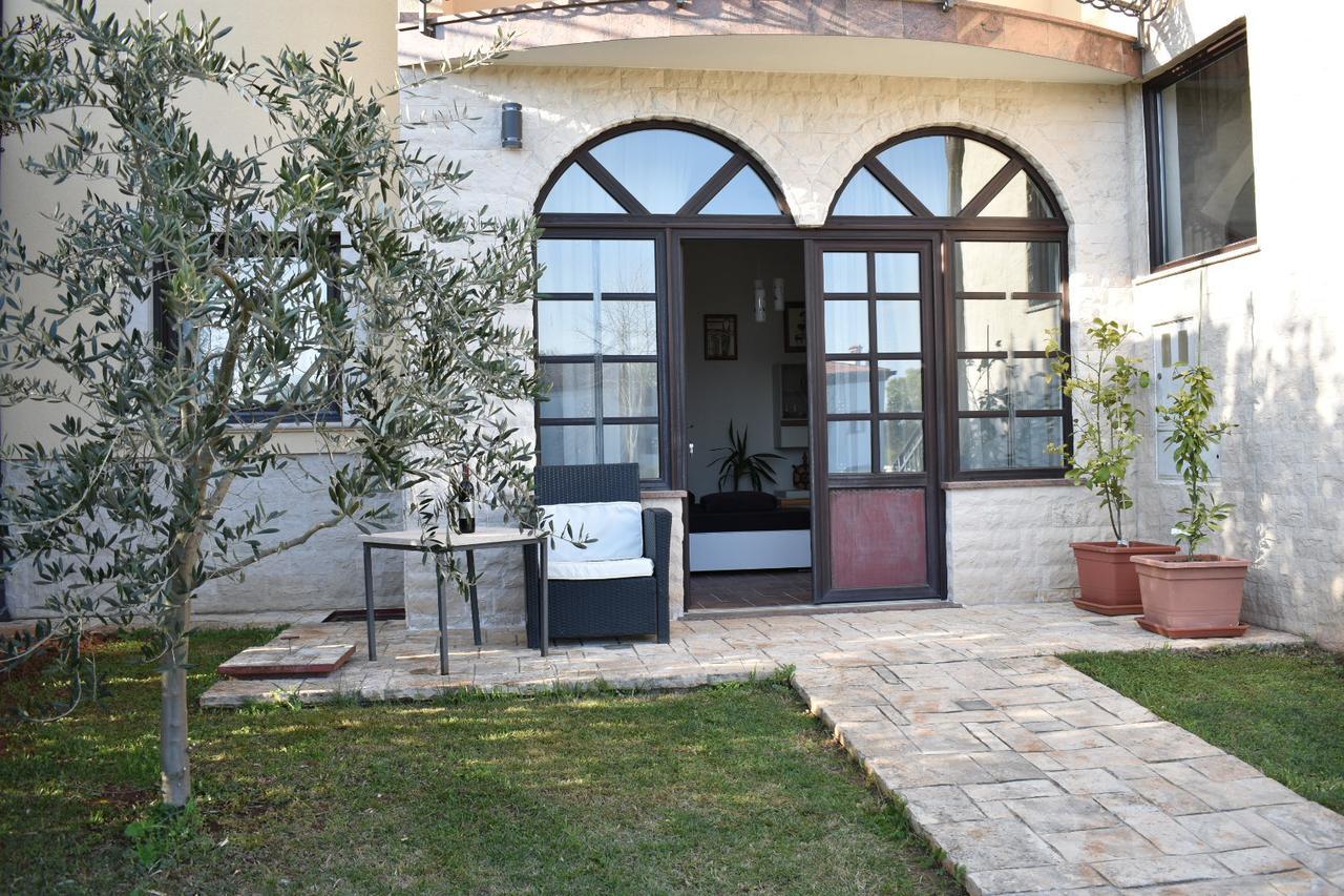 Apartments Ante Rovigno Esterno foto
